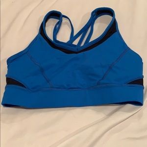 Lululemon strap it like it’s hot bra